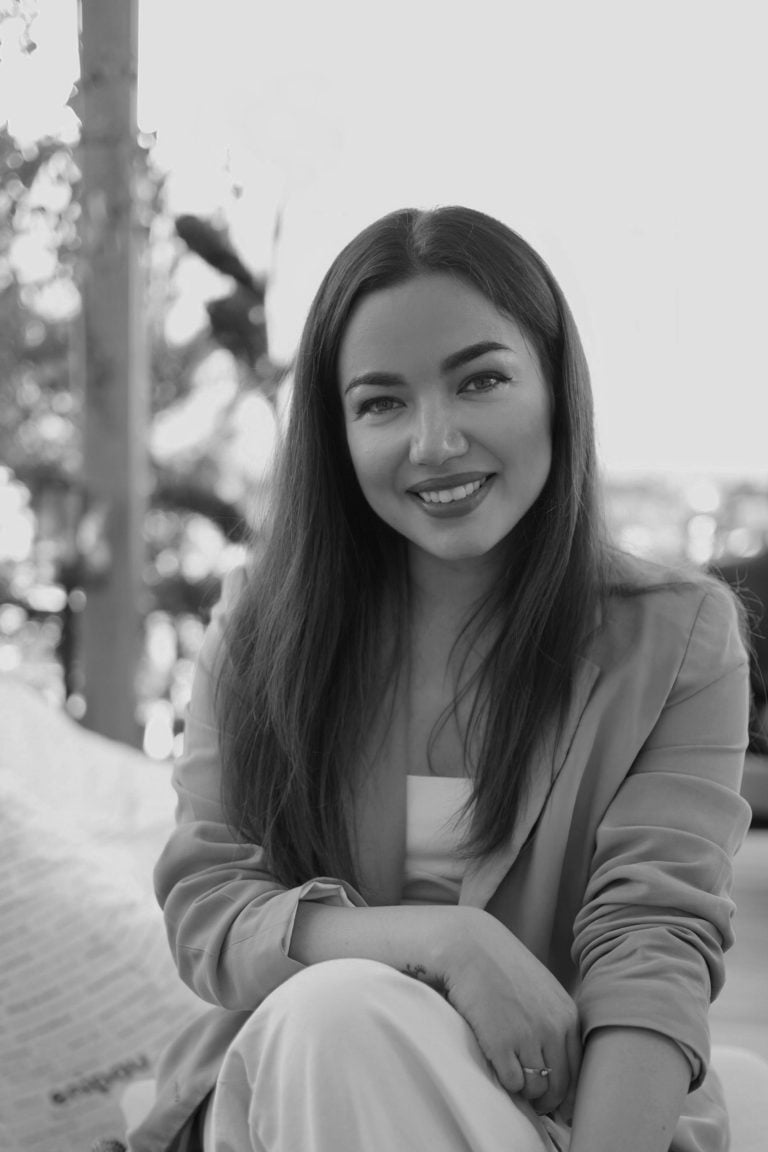 Curs design interior, curs randare, online incepatori Art InSite cu Iulia Naidin, Ada Ciortea in Cluj Napoca